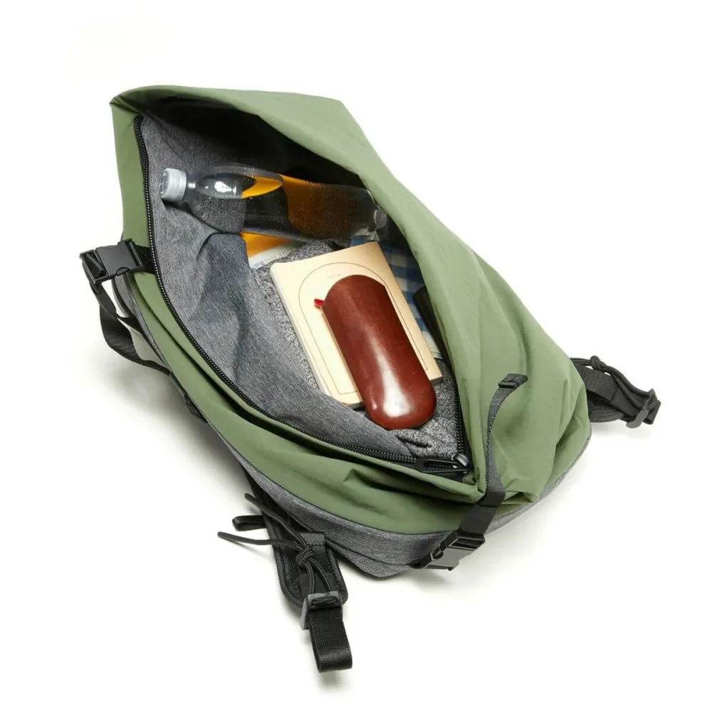 cote&ciel - Isar M Komatsu 13-22L Onibegie Nylon Olive Green - Зображення 4