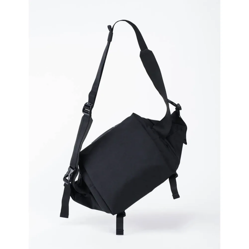 cote&ciel - Isarau Velo EcoYarn Black - Зображення 8